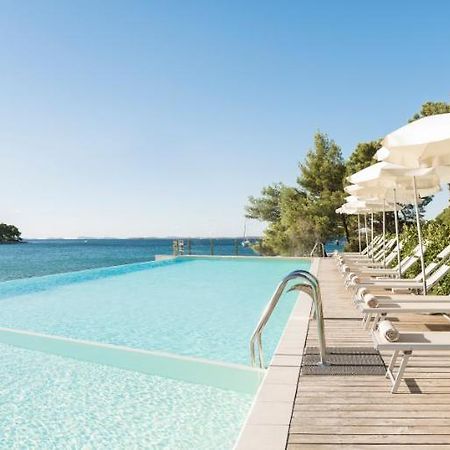Crvena Luka Resort Biograd Na Moru Exterior photo