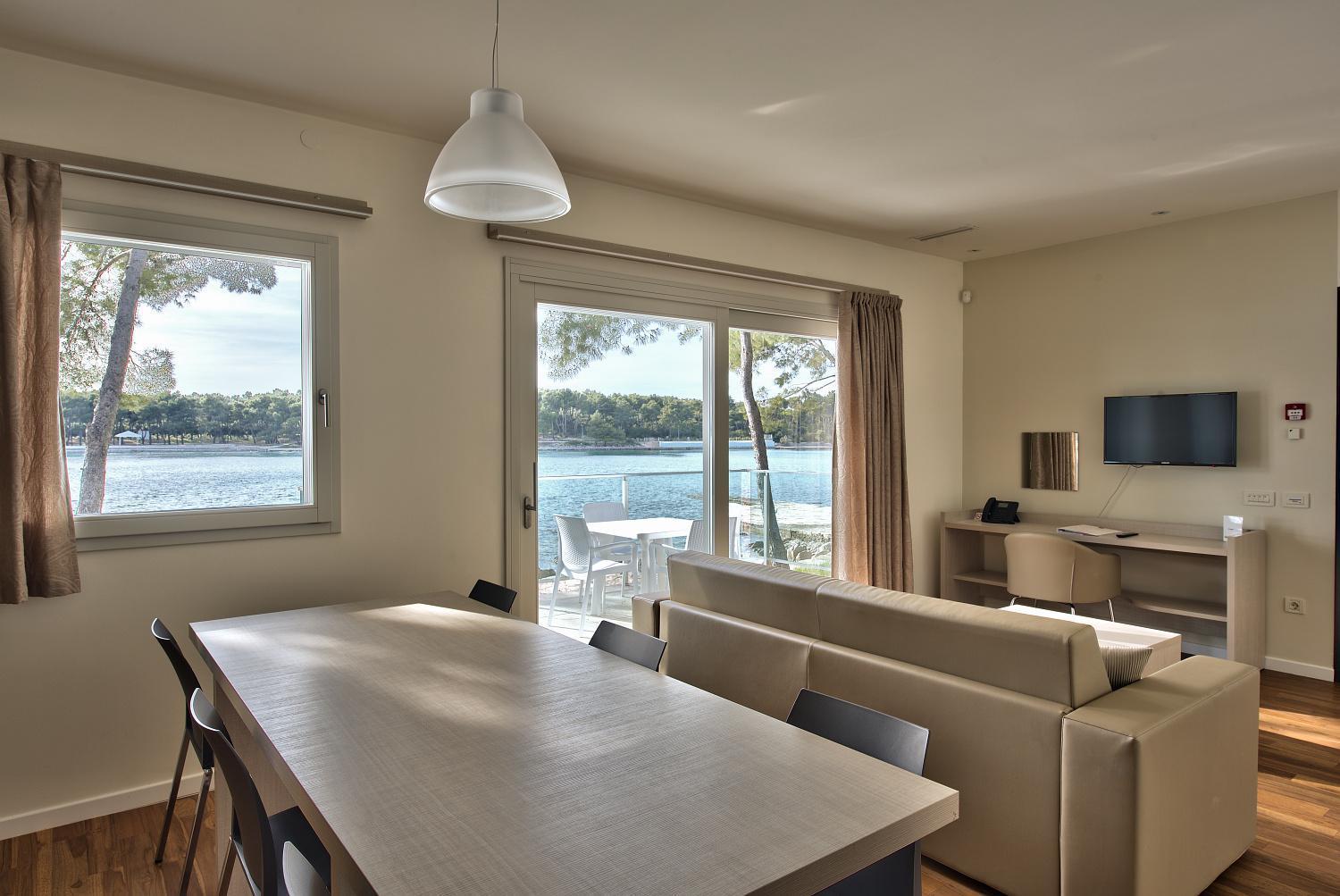 Crvena Luka Resort Biograd Na Moru Room photo