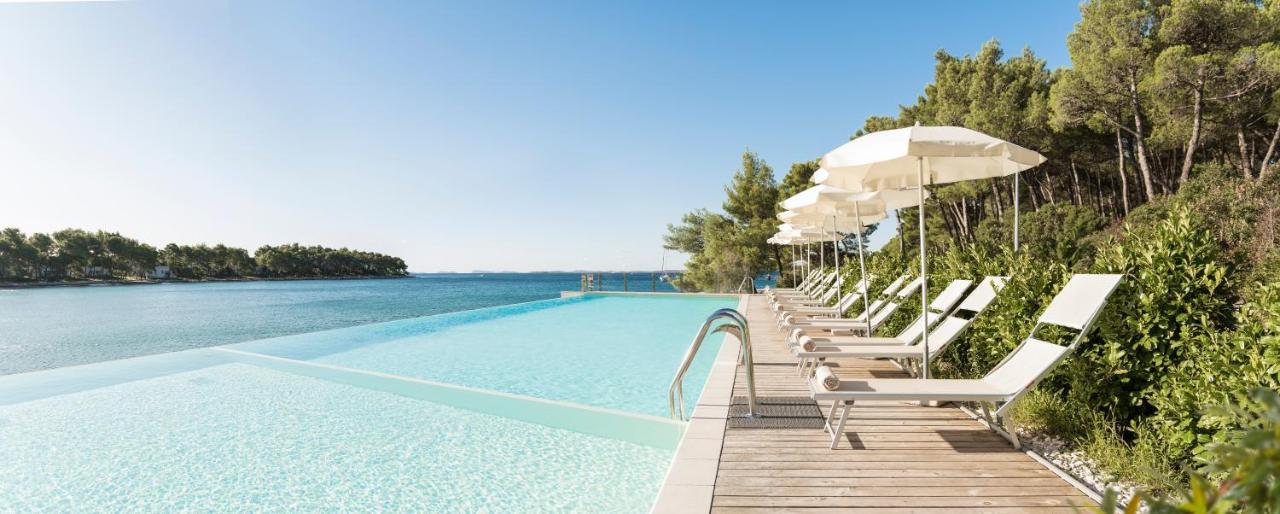Crvena Luka Resort Biograd Na Moru Exterior photo